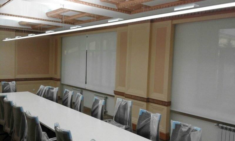 Iluminación Garviled - Oficinas Almaty - Icaro e Icaro Lineal