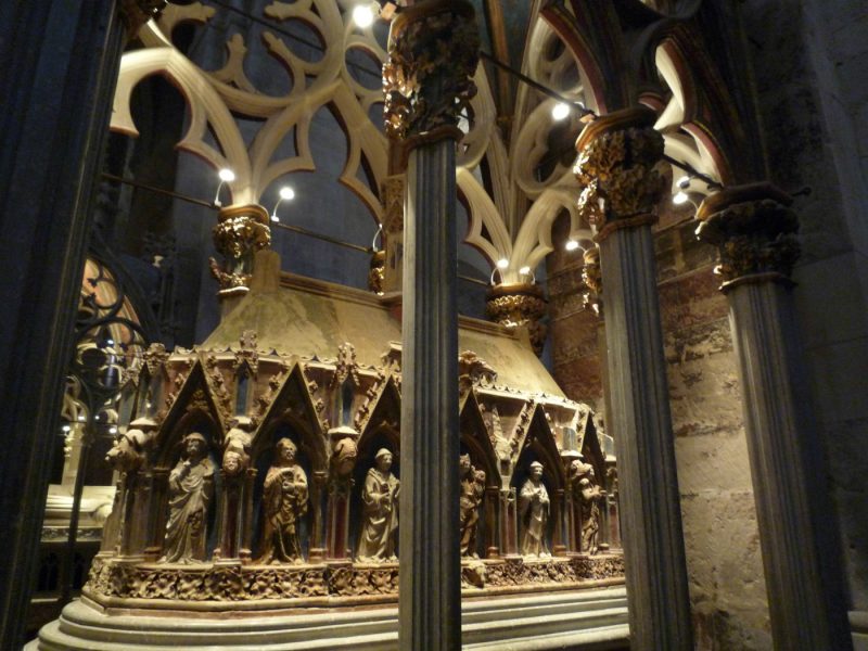 Iluminación Garviled - Proyecto a medida - Monasterio Santes Creus