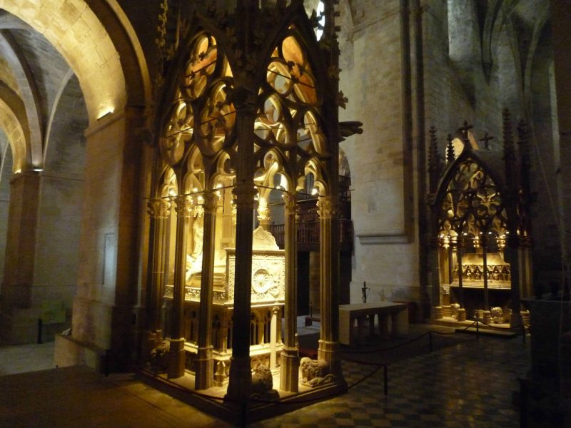 Iluminación Garviled - Proyecto a medida - Monasterio Santes Creus
